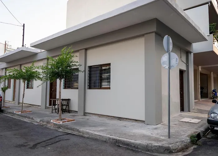 Kalamata Home, Marina C
